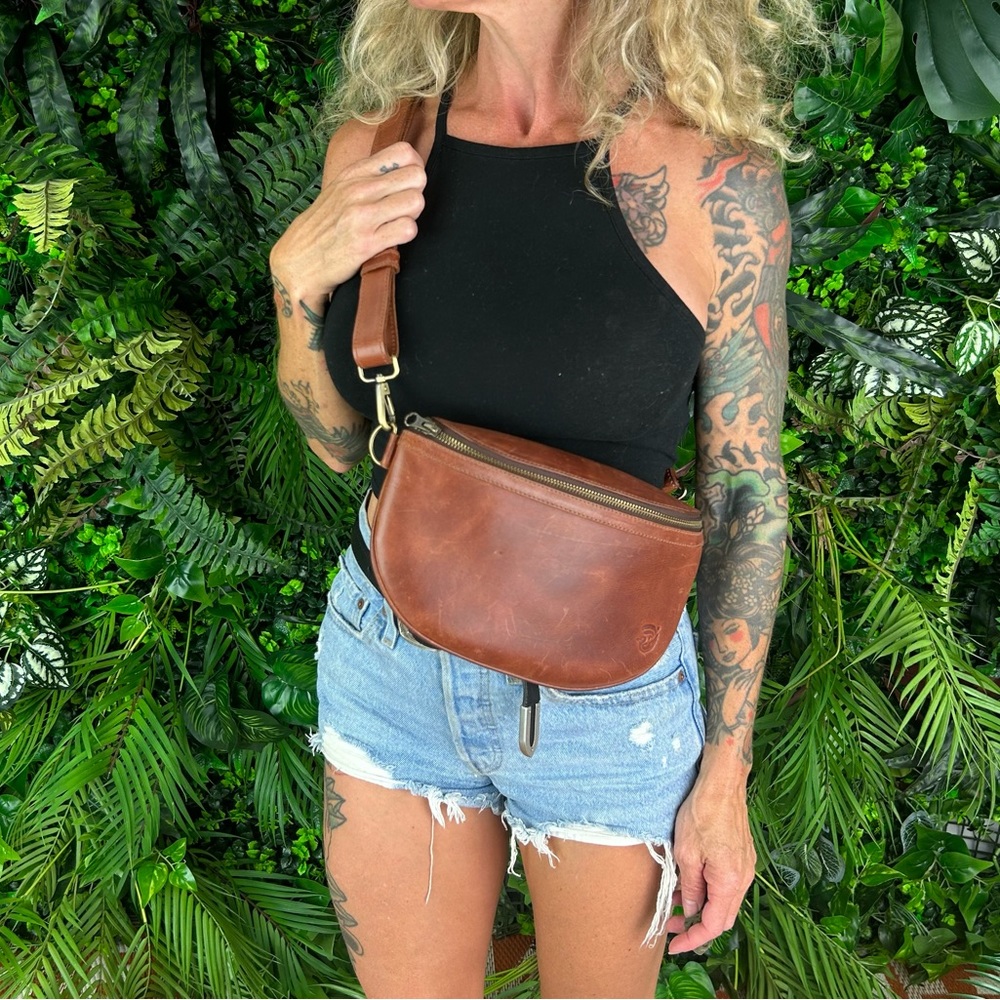 Best crossbody bag! Soft cognac leather handmade in Guatemala. Used 1x.